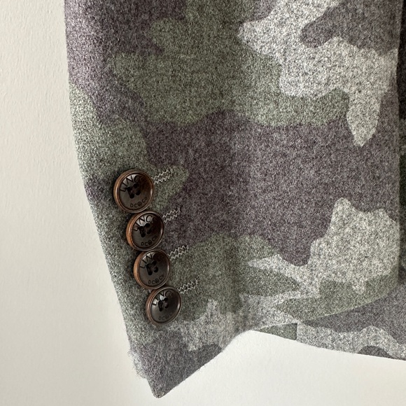 LINCS DC & Co New York Men’s Camo Sport Coat Medium - Picture 2 of 4